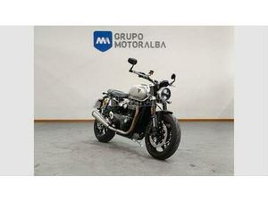 TRIUMPH - SPEED TWIN 1200