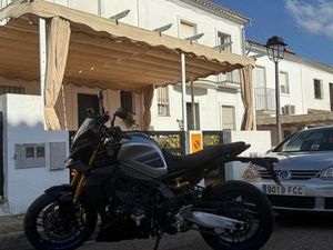 YAMAHA - MT 09 SP