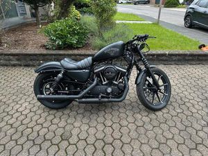 HARLEY DAVIDSON SPORTSTER IRON 883 ALL BLACK | TOP ZUSTAND