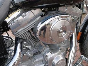 HARLEY-DAVIDSON DYNA SUPER GLIDE FXD