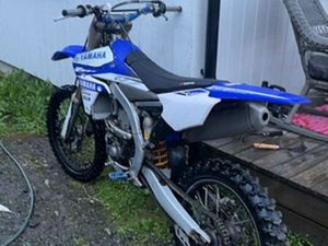 YAMAHA YZ450F