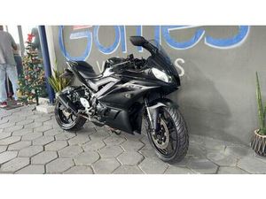 YAMAHA YZF R-3 321/ABS