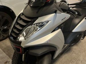 METROPOLIS 400 CC RS