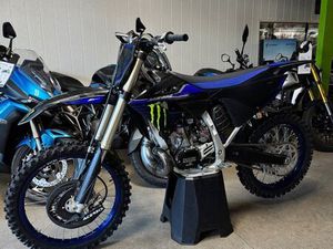 YAMAHA 250 YZ 16.9H