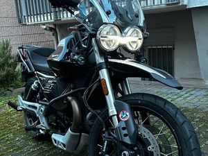 MOTO GUZZI GUARDIA D‘ONORE TIEFERGELEGT