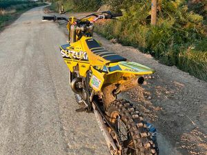 SUZUKI 250 RM