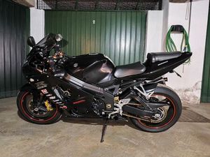 SUZUKI GSXR 1000 K3 CASTELO BRANCO