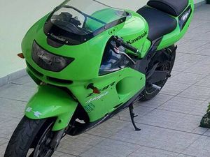 KAWASAKI ZX9R NINJA MARRAZES E BAROSA
