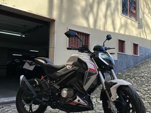 MOTA KEEWAY RKF 125 ALGÉS, LINDA-A-VELHA E CRUZ QUEBRADA-DAFUNDO