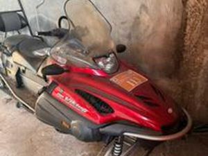 MOTOSLITTA YAMAHA 1000 CC