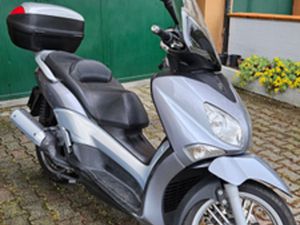 YAMAHA X-CITY 125 CC SCOOTER
