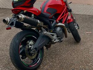DUCATI MONSTER 696 A2 AUCH ALS TAUSCH GEGEN AUTO