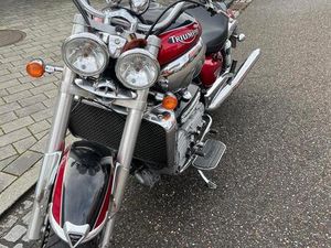 TRIUMPH ROCKET 3 CLASSIC | NUR CA 9.700 KM