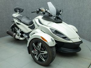 2010 CAN-AM SPYDER RSS SE5 TRIKE W/ABS
