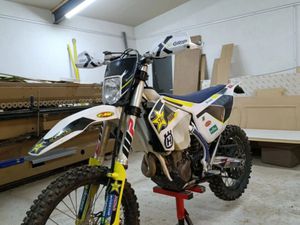 HUSQVARNA FE →