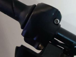 PEUGEOT ELYSEO 50 LENKRAD MIT SCHALTER UND GRIFFE