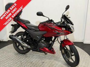 HONDA CBF125M JUST BEEN SERVICED - TOP BOX COMES WITH NEW MOT AND WARRANTY 125 CC