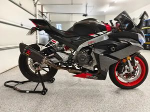2021 APRILIA RS660