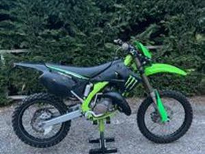 KAWASAKI KX 125 - TARGATO
