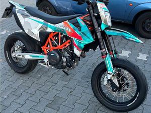 KTM SMCR 690 SMC