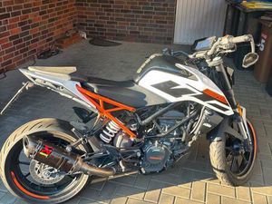 KTM-DUKE 125 BAUJAHR 2018