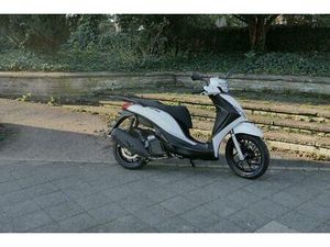 PIAGGIO MEDLEY 125 S E5 + 4 JAHRE GARANTIE