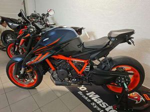 KTM 1290 SUPER DUKE R