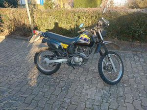 SUZUKI DR 125 SE