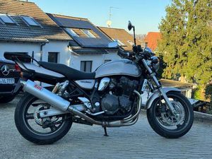 SUZUKI GSX 750 AE INAZUMA