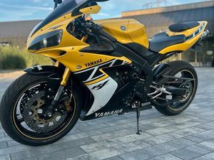 YAMAHA RN12 R1 ANNIVERSARY 50TH RN 12