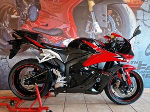 HONDA CBR600RR, ABS, TOP-ZUSTAND, 2HAND