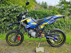 YAMAHA DT 125 X SUPERMOTO (DE06)