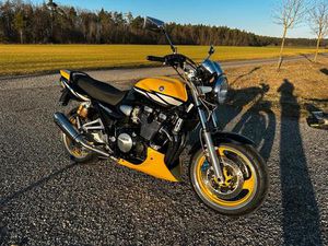 XJR 1300 KENNY ROBERTS