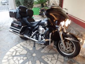 MOTO HARLEY DAVIDSON