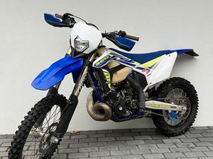 SHERCO SE 300 FACTORY MIT EXTRAS (KEINE KTM 300)