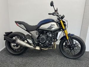 CFMOTO 700CL-X