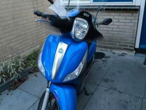 PIAGGIO MEDLEY S MALOSSI 2017 – 22.000 KM — SCOOTERS | PIAGGIO — MARKTPLAATS