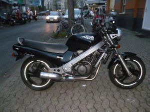 HONDA NTV 650