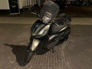 PIAGGIO BEVERLY 400S HPE 2023 — SCOOTERS | PIAGGIO — MARKTPLAATS