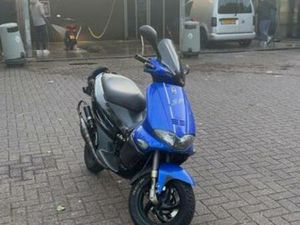 GILERA RUNNER 70CC DUBBELDISK 2005 BROM — SCOOTERS | PIAGGIO — MARKTPLAATS