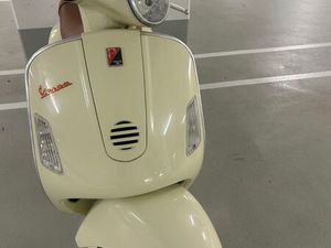 VESPA 200 GT