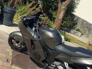 CBR 1100XX