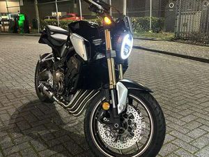 ABS/ NL MOTOR/2E EIGENAAR/BLACK WIDOW SPORTUITLAAT