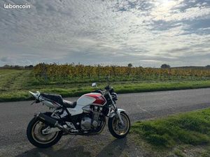 HONDA CB 1300 ABS (MODÈLE UNIQUE)