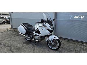 HONDA DEAUVILLE NT 700 PRVI LASTNIK