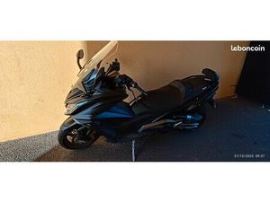 AK 550 KYMCO