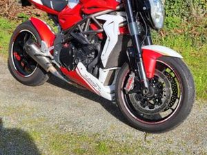 SUPERBE MV AGUSTA BRUTALE 1090RR