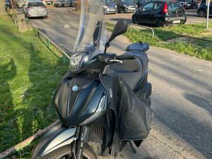 SCOOTER PIAGGIO BEVERLY 400 S – 2022