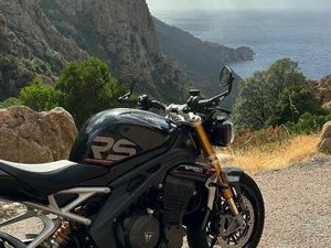SPEED TRIPLE 1200RS