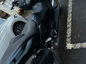 PARTICULIER VEND SCOOTER